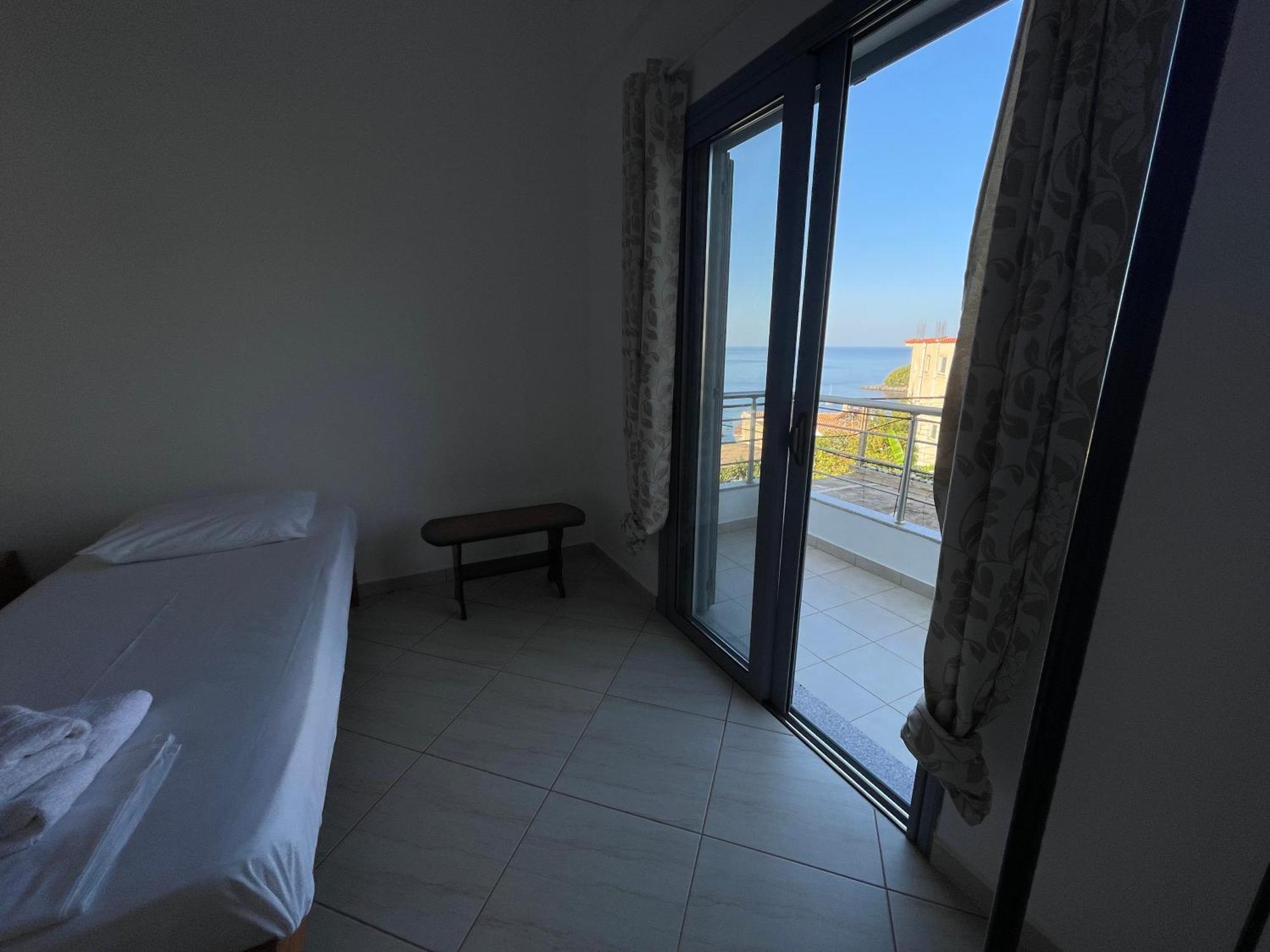 Tasos Rooms Химар Екстериор снимка