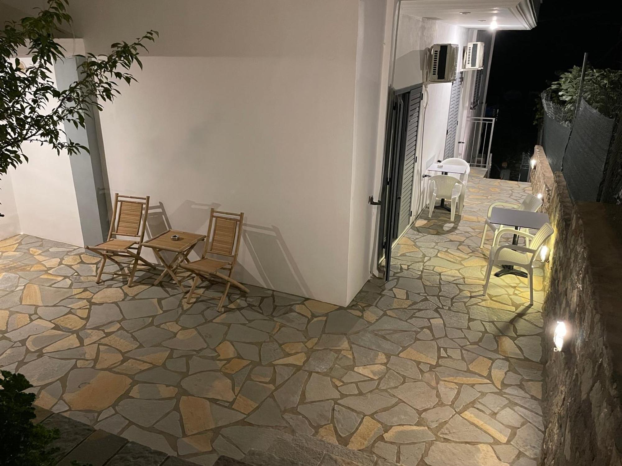 Tasos Rooms Химар Екстериор снимка