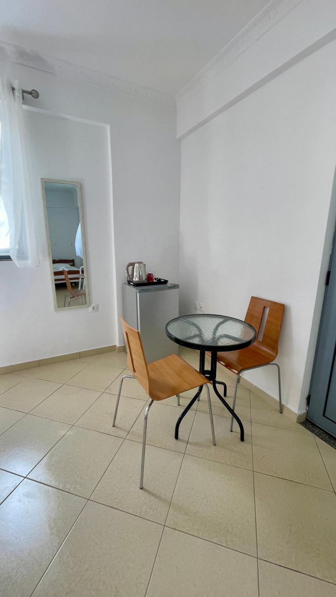 Tasos Rooms Химар Екстериор снимка
