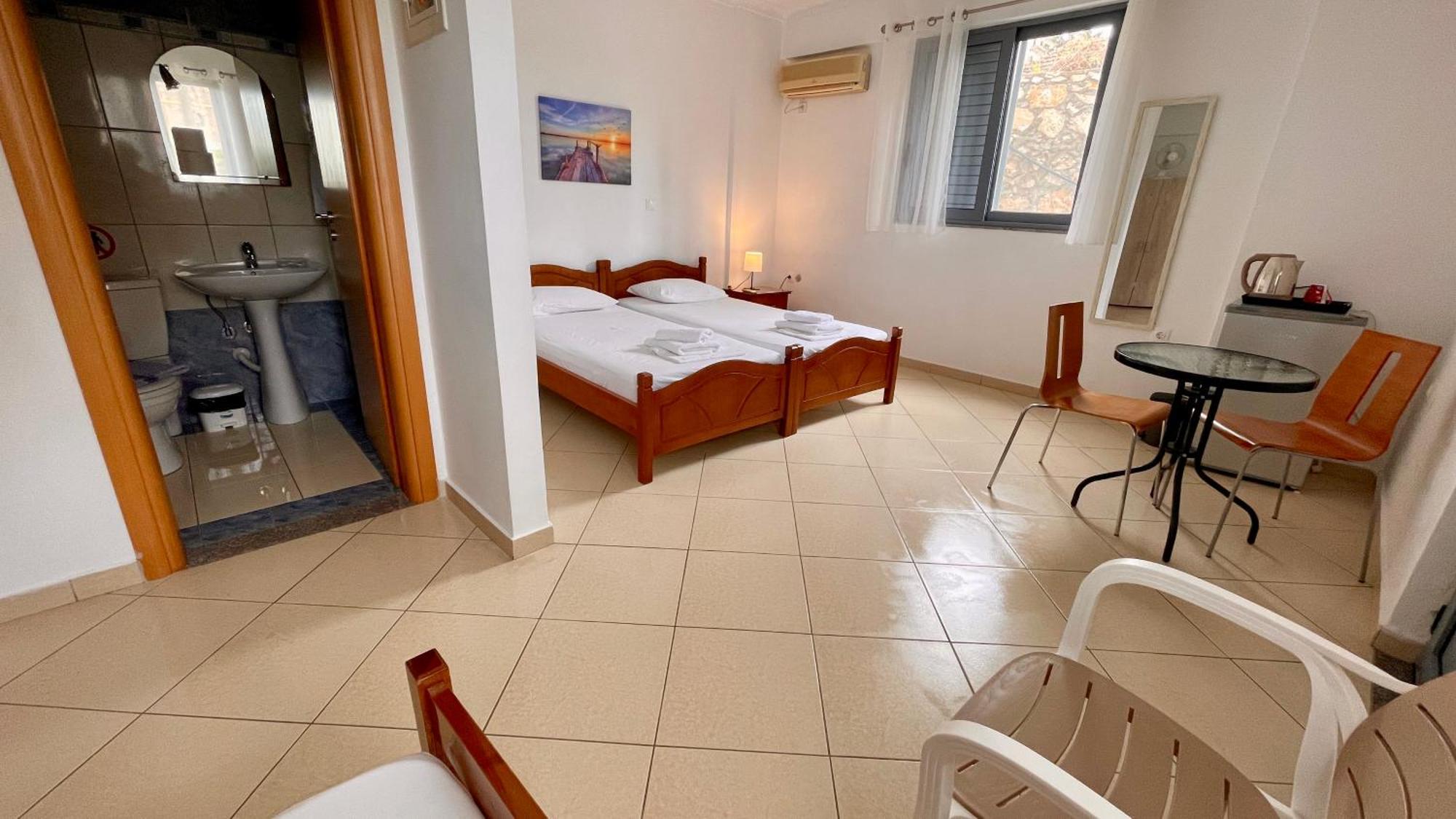 Tasos Rooms Химар Екстериор снимка